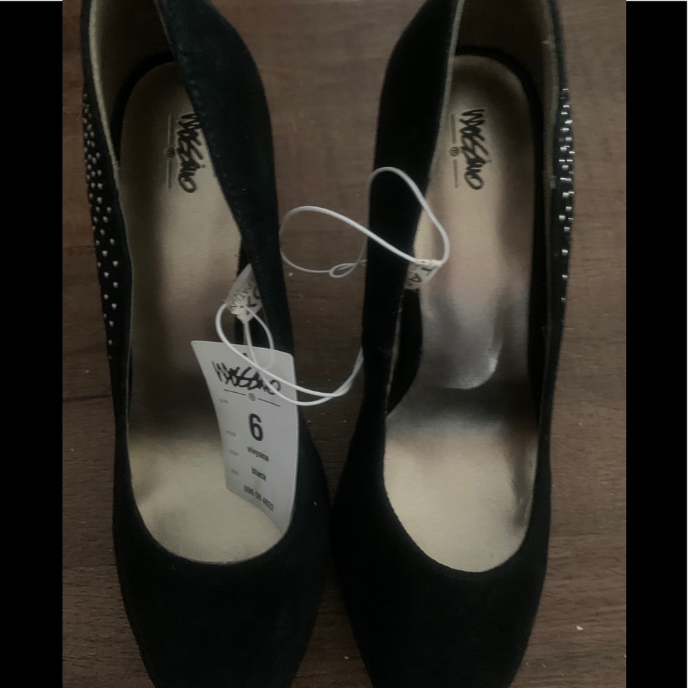 New platform Mary Jane studded heels